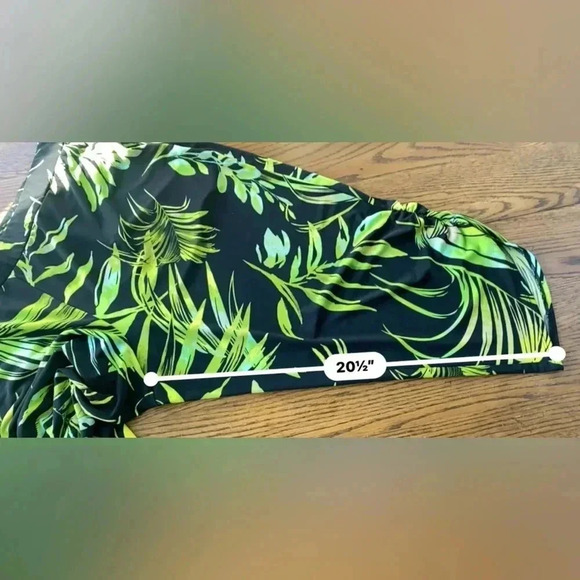 Susan Graver Summer Tropical Capris Size LP - Picture 7 of 9